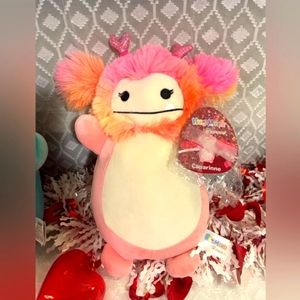 Caparinne Bigfoot Hugmee Squishmallow 10" BNWT